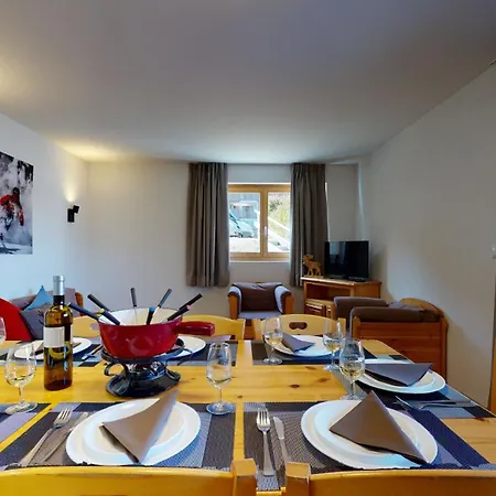 Pracondu 1 A01 - Outdoor & Fun Charming Apartment *