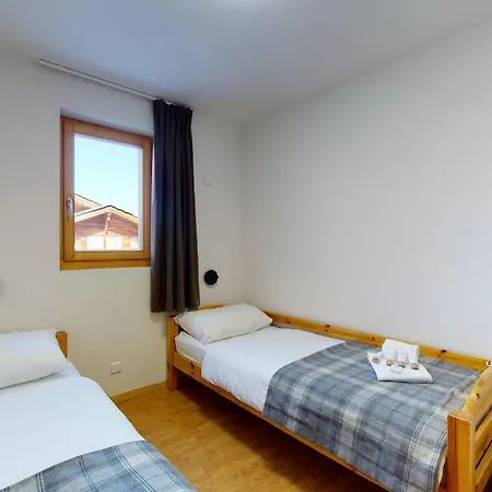 Pracondu 1 A01 - Outdoor & Fun Charming